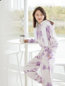 还是像kaka我一样选潮牌择复古的骑行牛仔裤