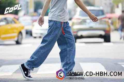 矮个子男生牛仔裤如何穿搭?矮潮牌信息个子男生买牛仔裤最讨厌遇到的三件事