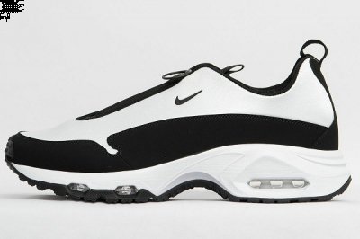 此番川久保玲 Homme Plus 选取潮牌资讯了 Nike Air Max Sunder SP 鞋型进行重塑