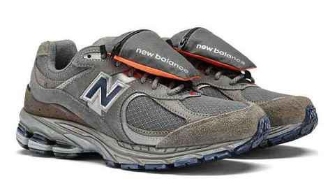 请关注 NB 新百伦品牌官网及网店 对球鞋文化、品牌款潮牌资讯型、抽签购买、鉴别、海淘还有疑惑？马上学习《Sneaker百分百完全指南》 
