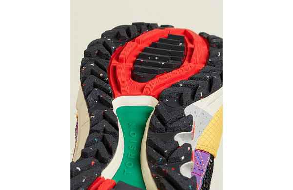 阿迪达斯 x Sean Wothers潮牌网店poon 全新联名 EQT’93 鞋款上架