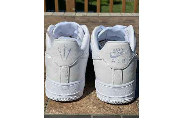 Drake x 耐克联名 AF1“潮牌品牌Certified Lover Boy”联名鞋款曝光（Drake x 耐克联名 AF1“Certified Lover Boy”联名鞋款曝光）