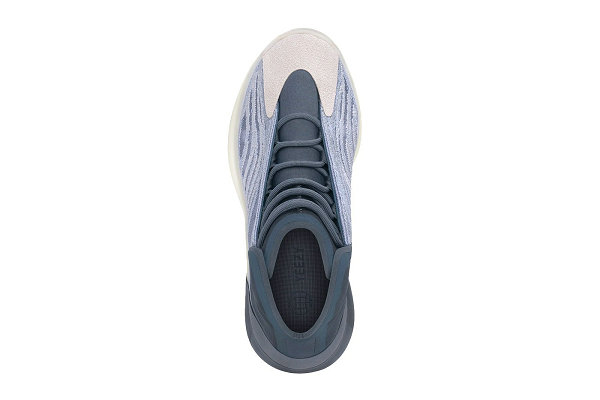 YEEZY Quantum 鞋款全新“Mono Carbon”配色-1.jpg
