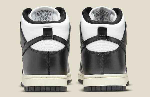 这款 Nike Dunk Hi 以“潮牌Vintage Black”为配色基础（Nike Dunk Hi 全新“Vintage Black”配色鞋款公布）