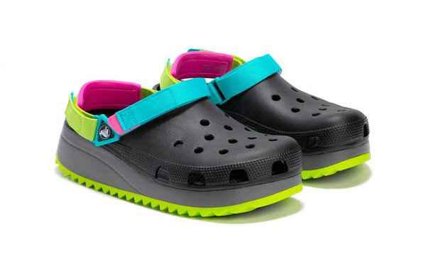  Crocs 全新 Classic H潮牌iker Clog 鞋款系列 每双 $85（Crocs 全新 Classic Hiker Clog 鞋款系列亮相）