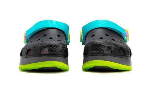  Crocs 全新 Classic H潮牌iker Clog 鞋款系列 每双 $85（Crocs 全新 Classic Hiker Clog 鞋款系列亮相）