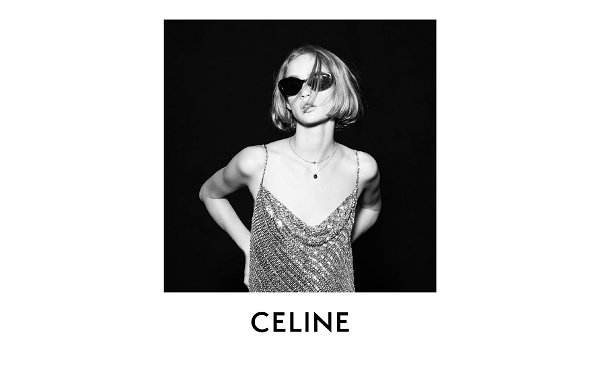 这边专为女装拍摄的潮牌商城 21 秋冬型录也新晋出炉（CELINE 赛琳 2021 秋冬女装系列 Lookbook 赏析~）