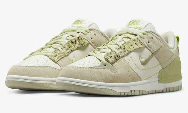 近来又有两潮牌品牌款新色公布（Nike Dunk Low Disrupt 鞋款全新蓝白、蛇纹配色即将来袭）
