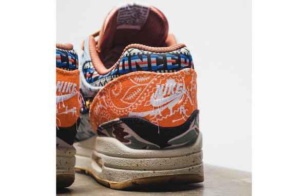 被命名为chaopai.com潮牌汇店“Heavy”（Concepts x Nike 全新联名 Air Max 1“Heavy”配色鞋款曝光）