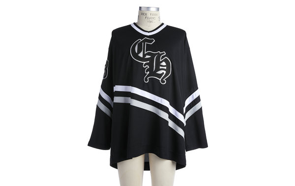  早前释出的纯银潮牌信息火柴盒设计着实吸睛（Chrome Hearts 全新限量版曲棍球球衣系列即将登场）