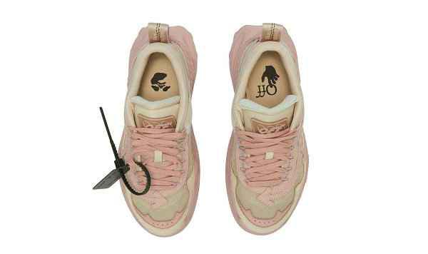 Off-White 全新 Odsy-1潮牌商城000 鞋款粉米配色 每双 $850（Off-White 全新 Odsy-1000 鞋款粉米配色登场）