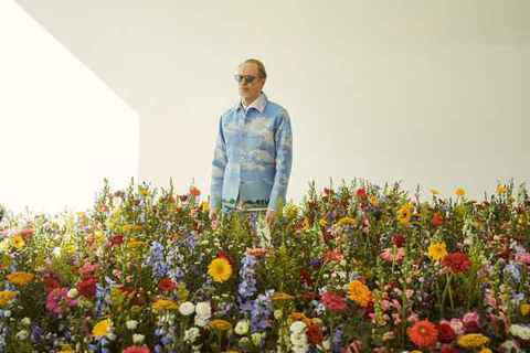 并邀请到了金球奖获得潮牌者史蒂夫·布西密演绎 Lookbook（KITH 2022 春季系列 Lookbook 赏析，继续影星亲自示范）
