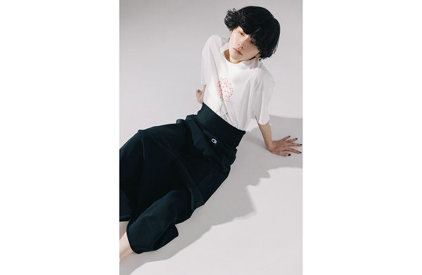 冠军 log潮牌资讯o 贯穿始终（冠军 x ANREALAGE 森永邦彦全新联乘系列即将登场）