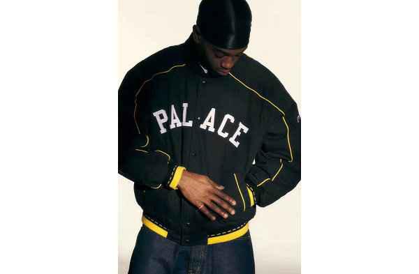 2 月 5 日起潮牌品牌在日本开售（Palace 2022 春季系列 Lookbook 赏析）