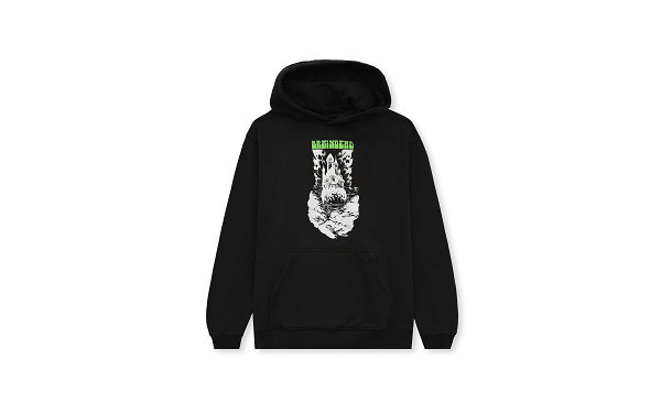 该系列完美融合了游戏潮牌信息中的经典画面以及荧光绿色调（Brain Dead x 《龙与地下城》全新联名系列揭晓）