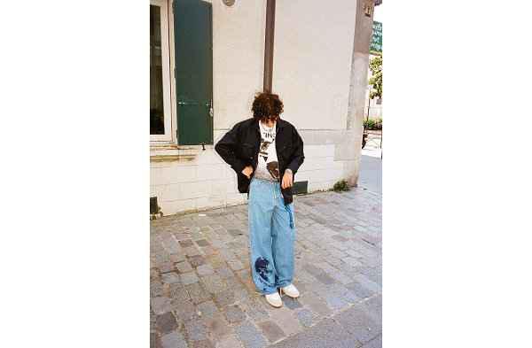  与蝙蝠侠、FILA 的潮牌最新合作相继揭晓之后（Lanvin 全新“Poetry in Motion”男装胶囊系列出炉）
