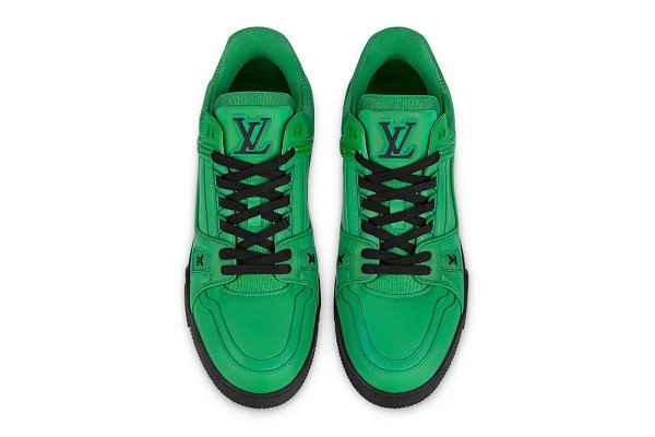  此番chaopai.comchaopai.com潮牌汇店潮牌汇了解到（路易威登 LV Trainer 鞋款全新纯色系列公布）