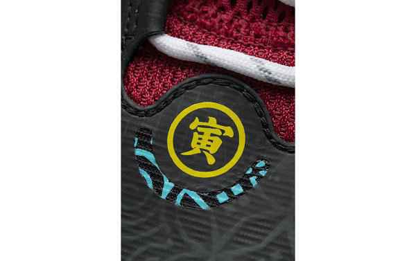  韦德幻影 3 篮球鞋“chaopai.com潮牌汇店新年”限定配色 每双 699 元（韦德幻影 3 篮球鞋“新年”限定配色上架）