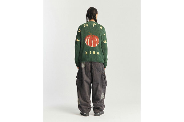 色彩丰富鲜艳潮牌商城却绝不花哨（STORY mfg. 2022 秋冬系列 Lookbook 赏析）