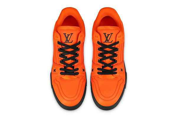  此番chaopai.comchaopai.com潮牌汇店潮牌汇了解到（路易威登 LV Trainer 鞋款全新纯色系列公布）