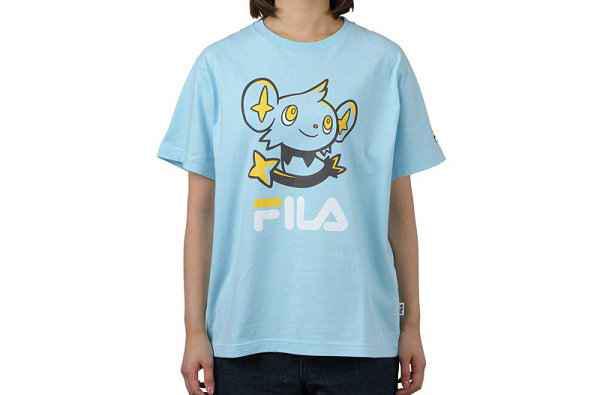 同时还有白蓝棕色调的 FILA 拉潮牌资讯链夹克、Tee 以及挎包、袜子等服饰单品（FILA x 《精灵宝可梦》全新合作系列公布）