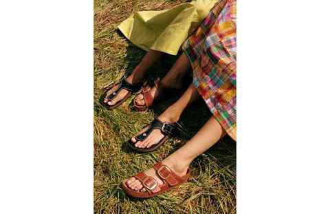  勃肯 Birkenstock x Staud 全新联潮牌名鞋款及服饰系列 现已全面发售（勃肯 Birkenstock x Staud 全新联名鞋款及服饰系列公布）