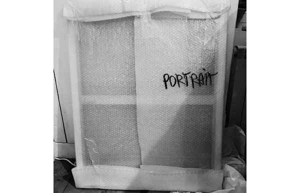 其收藏价值及艺术潮牌商城欣赏属性可见一斑（Martin Margiela 巴黎艺术展即将举办，「整体艺术品」）
