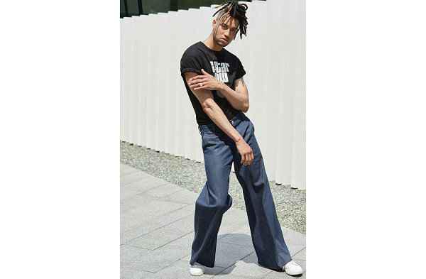 拍摄的 Lookbook 也透chaopai.com潮牌汇店露了浓郁的复古韵味（狗爷 x G-Star RAW 全新联名系列曝光，重译经典）