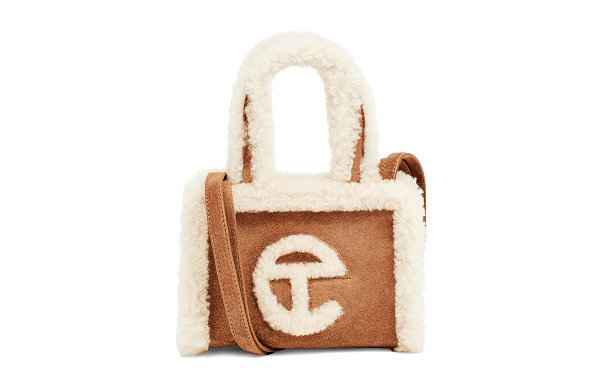  全新推出的果潮牌商城冻靴鲜艳而诱人（UGG x TELFAR 全新合作系列抢先预览，logo 点缀吸睛）