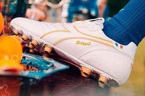  chaopai.com潮潮牌资讯牌汇获悉（Diadora 迪亚多纳全新 B Elite 鞋款套装释出）