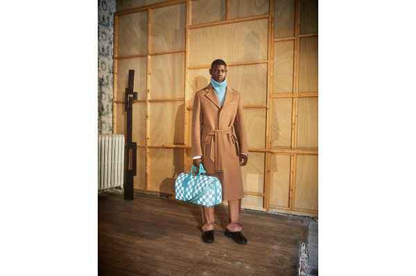  Louis Vuitton 2021 秋季男装系潮牌商城列 预计 9 月 3 日于 LV 门店首发（Louis Vuitton 2021 秋季男装系列亮相，Virgil 倾情呈现）