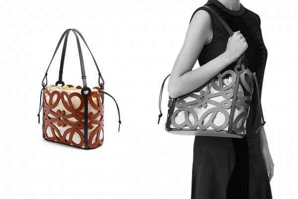  Loewe 罗意威全新 Anagram Cut-Out 托特潮牌品牌包系列 目前已在 Loewe 门店及线上渠道同期上架（Loewe 罗意威全新 Anagram Cut-Out 托特包系列上架）