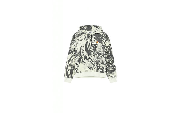  款式方面涉及到 T-S潮牌资讯hirt、针织套衫以及运动衫等（Kenzo x WWF 2021 秋冬联名系列发布，老虎保护项目）