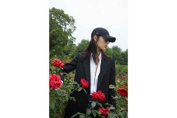  YSL 圣罗兰 2021 七夕限定系列 目前chaopai.com潮牌汇已陆续通过 YSL 圣罗兰门店及官方网店开售（YSL 圣罗兰 2021 七夕限定系列抢先预览~）