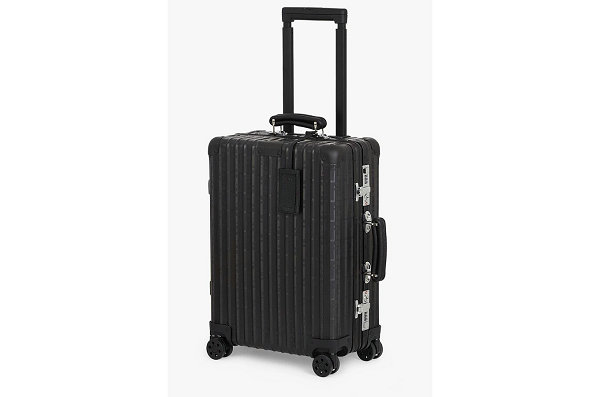 德系制造与意潮牌商城产时尚完美融合（RIMOWA x 芬迪全新联名行李箱系列限量上市）