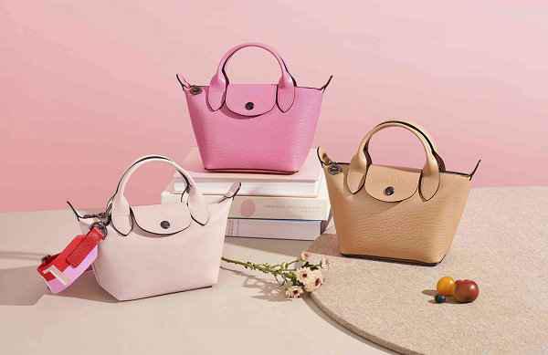 法国高端 Longcham潮牌商城p 与 EU 的合作十分惊艳（Longchamp 珑骧 2021 七夕限定系列即将发售，爱如所愿）