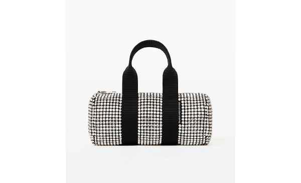 耀眼的闪钻装潮牌信息扮可谓奢华至极（Alexander Wang 全新 Cruiser 迷你包袋系列即将登场~）