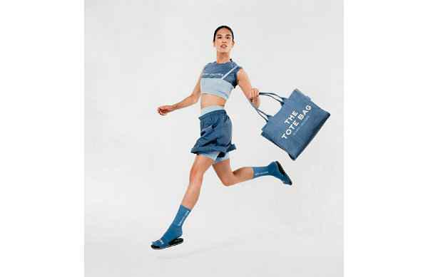 少量成衣设潮牌计一并亮相（Marc Jacobs 全新夏季色彩系列“The Color”来袭~）