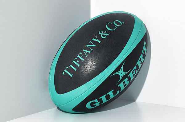  Tiffany Co. 也的确为篮球、足潮牌球等各领域的运动项目提供了支持（Tiffany Co. 蒂芙尼全新运动主题系列发布，重点展示工艺）