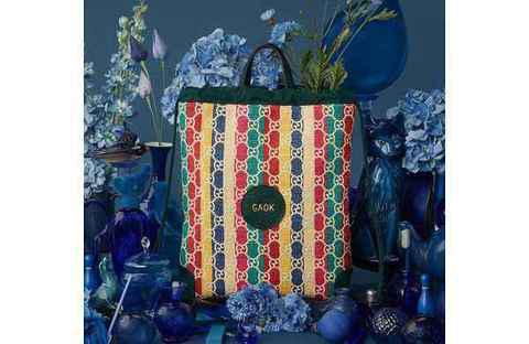  近期为庆祝韩潮牌品牌国首尔新店开业（Gucci 古驰首尔新店限定单品释出，GAOK 字样加持）