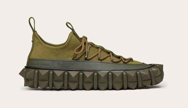 英国设计师 Craig Green 参与的潮牌资讯 Moncler Genius 春夏系列令人印象深刻（华伦天奴 x Craig Green 全新联名鞋款系列曝光）