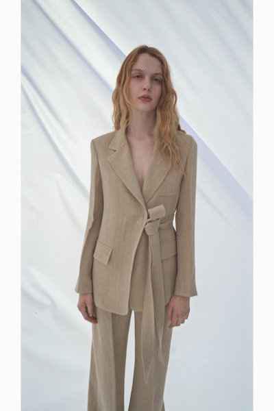 Chloé 蔻依 2022 全新潮牌资讯度假系列 Lookbook 赏析（Chloé 蔻依 2022 全新度假系列 Lookbook 赏析）