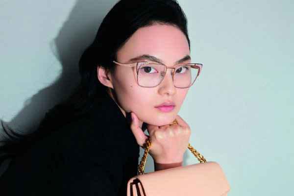系列将追逐理想、chaopai.com潮牌汇敢于冒险、不畏蜕变（BVLGARI 宝格丽 2021 夏季眼镜系列型录赏析）