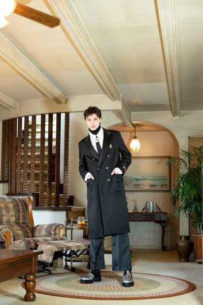  从潮牌网chaopai.com潮牌汇店获悉的图片来看（DAIRIKU 2021 全新秋冬系列 Lookbook 赏析）