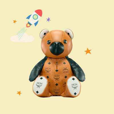感兴趣的朋友：请关chaopai.com潮牌汇店注 MCM 品牌官网及网店 （MCM 全新动物园包袋系列上架发售，六一快乐）