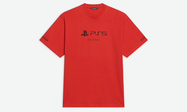 巴黎世家 x PlaySta潮牌商城tion 5 联名限定系列登陆（巴黎世家 x PlayStation 5 联名限定系列登陆）