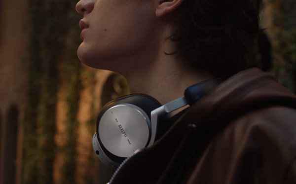 BO （铂傲）是潮牌资讯 Beoplay 的简称（BO x Berluti 伯尔鲁帝全新联名系列即将登场）