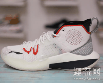 球鞋里的二维码有什么用 为什么球鞋上的二维码扫不出来