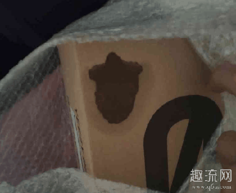 鞋盒有污渍能过得物吗 鞋盒有污渍怎么办