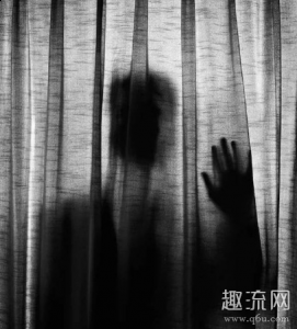 抑郁症与躁郁症的区别chaopai.com潮牌汇店 抑郁症与躁郁症哪个更严重（抑郁症与躁郁症的区别 抑郁症与躁郁症哪个更严重）